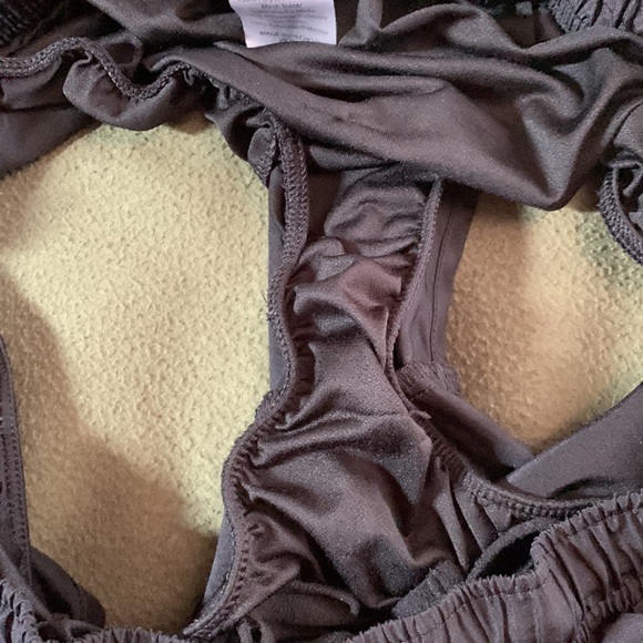 Athletic Works black swim shorts.  Elastic tie waist band.  Liner. Size 2XL - Picture 7 of 7